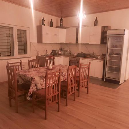 Bujtina Lugina E Vjoses Villa Përmet Kültér fotó