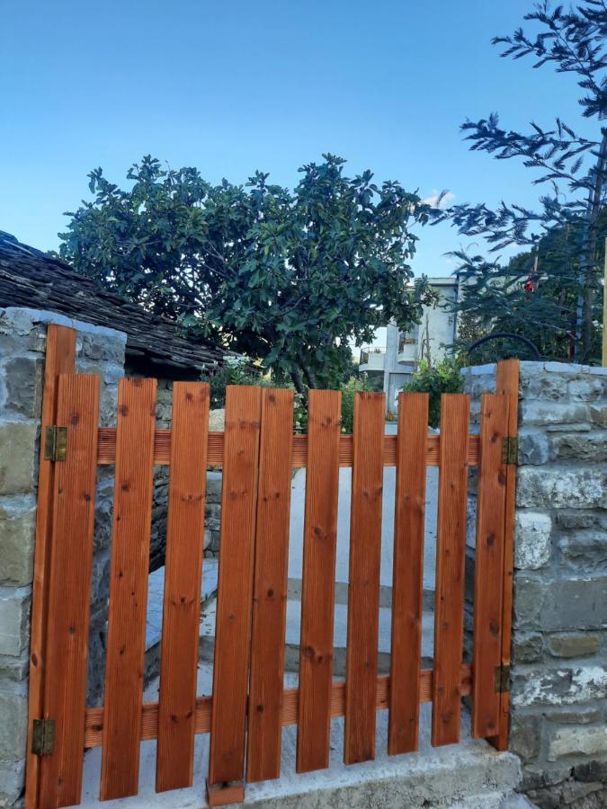 Bujtina Lugina E Vjoses Villa Përmet Kültér fotó